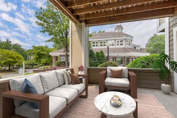 Outdoor lounge